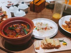 -荷风细雨·中国茶宴(世纪大道店)