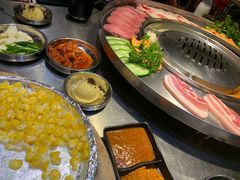 -哈哈碳都·牛肋条无限自助烤肉(台江万达店)