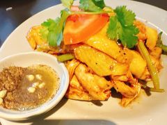 -大头虾越式风味餐厅(光明广场店)