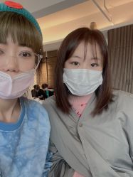-C-18 SALON