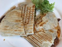 -拉亚汉堡经典餐厅(商城路店)