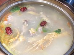 -千岛蚝高压锅生蚝·人参火锅(白云万达店)