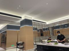 -红鼎豆捞·非遗鲍皇汤火锅(宝丰路店)