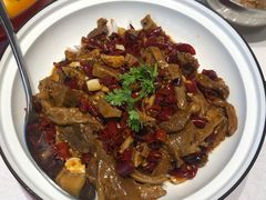 -老湘亲·品鉴湘菜(蔡塘爱琴海店)