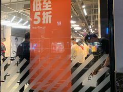 -NIKE上海青浦优选体验店