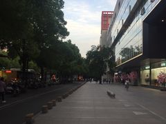 -杭州西湖银泰百货