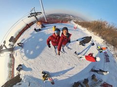 -庙香山滑雪场