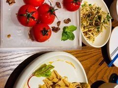 番茄脆菇沙拉-小大董·烤鸭(五棵松店)