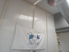 -UNI UNI(环亚凯瑟琳店)