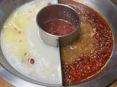 -佬土鹅肠火锅(中建大观店)