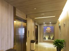 大堂-西安大雁塔科技大学地铁站亚朵酒店