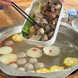 在顺德。。果然店越破越好吃。。。