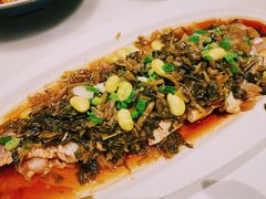 雪菜黄花鱼蒸肉饼-港丽餐厅(高德置地店)