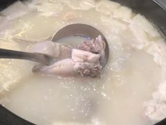 竹笙王猪肚鸡-顺德公广东猪肚鸡·煲仔饭(白石洲店)