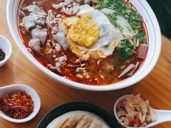 -小椒羊.羊肉粉 龙虾 羊肉串(新地旗舰店)