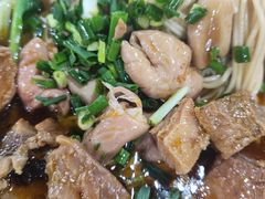 -胥佳烧鸡公牛肉面馆