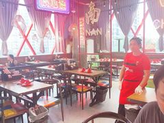 -老闵田螺馆·南昌特色小炒(梦时代店)