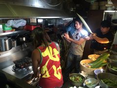 -阿飞冲浪旅店一馆