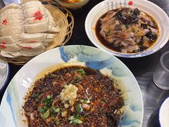 -蓝田九大碗民俗食府(蓝田店)
