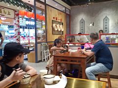 大堂-龍堂蟹黄小笼包(万家丽店)