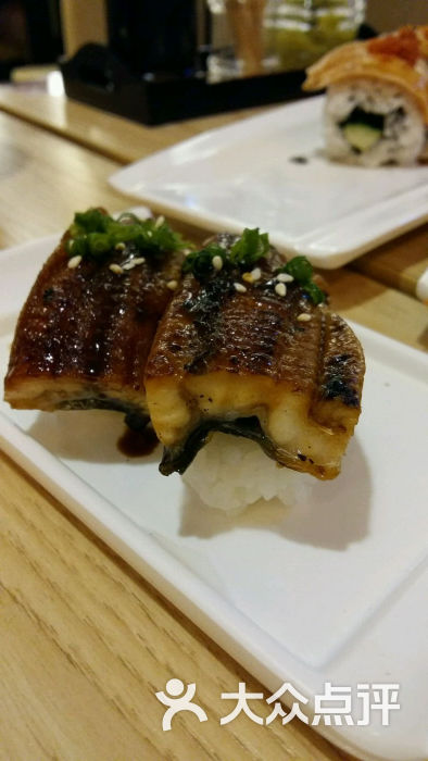 厚烧鳗鱼寿司