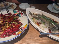 -佬湘楼·27年湘菜(天河都市广场店)