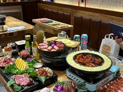 -青瓦餐厅·生鱼片·韩园烤肉(西塔店)