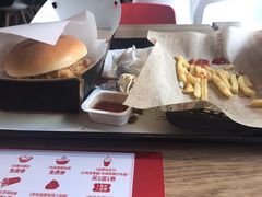 -肯德基(西影路店)