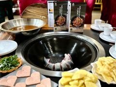 -老刘生态大鱼坊铁锅炖鱼(赛马场店)