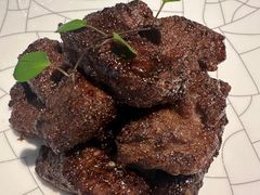 沪市牛肉粒-屋里厢上海菜馆