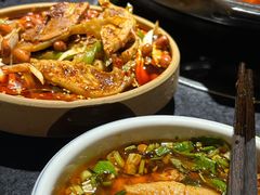 -小饕荟雅安贡椒鱼鲜馆(广福桥店)