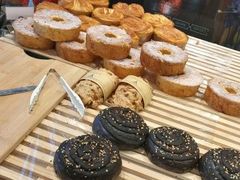 -乐兹薇尔高端烘焙店(海宁西田城店)