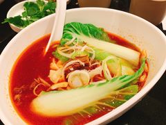 红烧牛肉面-鹿港小镇(霄云店)