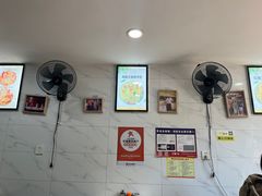 -老头爱马仕酸豇豆炒饭(丰富路店)