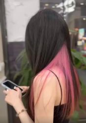 -iu潮牌·SALON