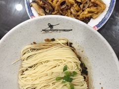 -鸿兴面馆馄饨小笼(稻香店)