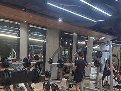 -威克健身游泳(万菱汇店)
