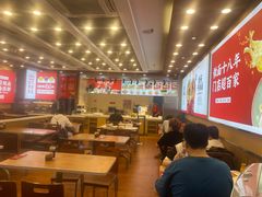 -顺溜·手工刀削面·黑金店(铜锣湾店)