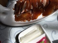 -湖庭壹品鸭王·传统北京烤鸭·别墅私房菜·庭院宵夜(江宁店)