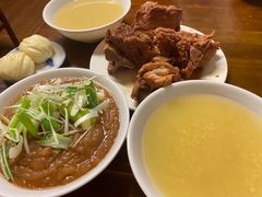 -王记酱骨头馆(新华路一店)