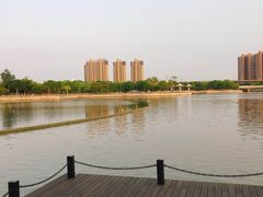 -翠山·映月湖景餐厅(映月湖公园店)
