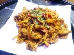 -三人行骨头王火锅(长寿店)