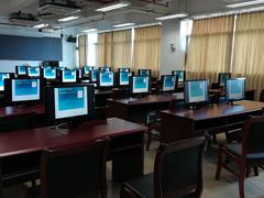 -广州老年大学