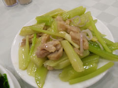 西芹炒鸡片-焕记海鲜饭店