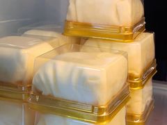 -蜜蜂小象·榴莲千层蛋糕(时代汇11栋店)