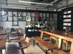 -阅西安新华书店(翠华南路店)