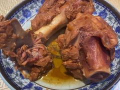 原味酱骨架-东北哈尔滨酱骨头馆房掌柜铁锅炖
