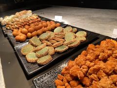 -飨食汇全日制餐厅·昆山皇冠假日酒店(九方店)