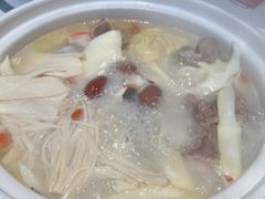 -三人行骨头王火锅(长寿店)