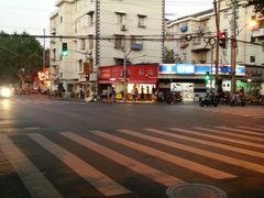 -晶牌烤鸭(延吉东路557弄小区店)